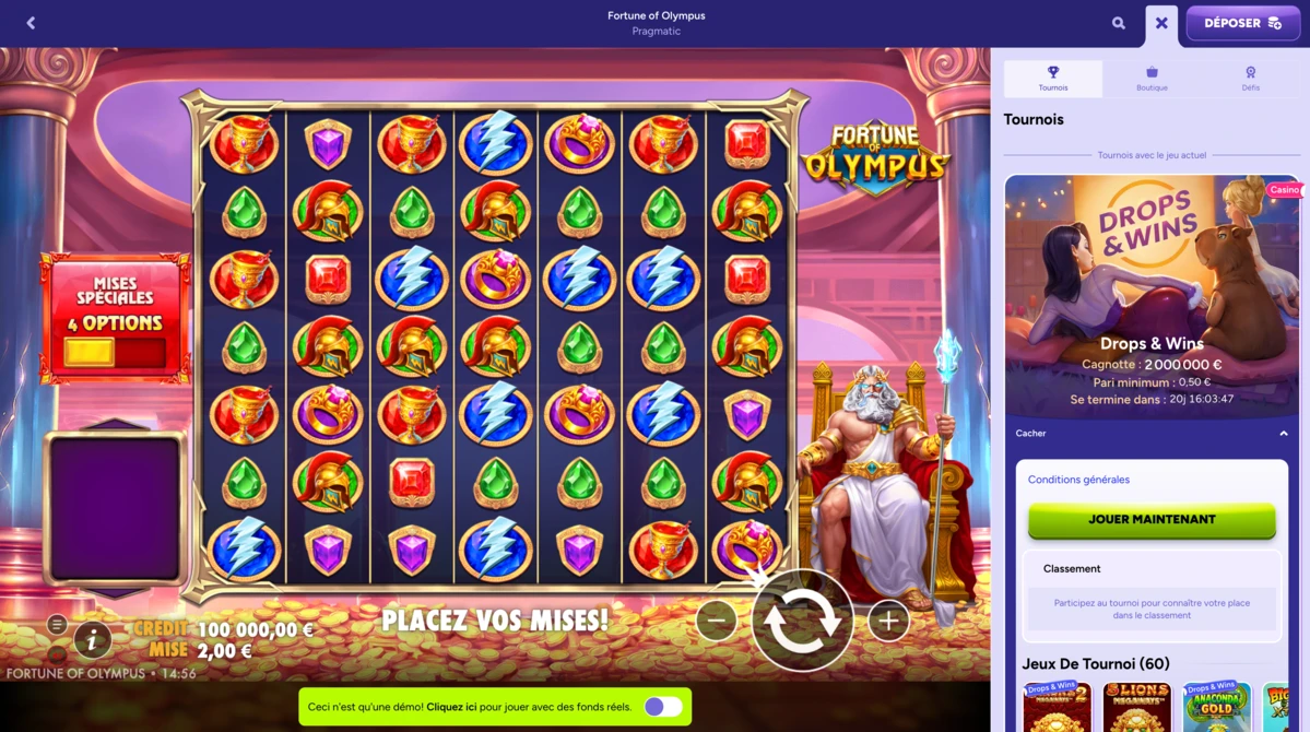 Capture d&rsquo;&eacute;cran du slot &laquo; Fortune of Olympus &raquo; : grille de symboles (gemmes, &eacute;clairs, anneaux), Zeus assis &agrave; droite et panneau &laquo; Tournois / Drops & Wins