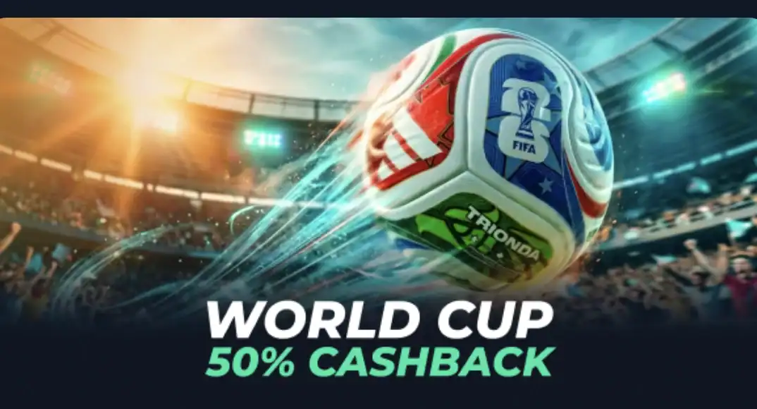Bannière de la promo World Cup 50% Cashback de Rolletto pour la Coupe du Monde 2026, avec un ballon officiel en plein vol au-dessus d'un stade et le texte 50% cashback.