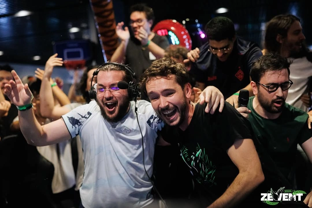 streamer casino JL Tomy avec le srtreamer PA Domingo en 2025