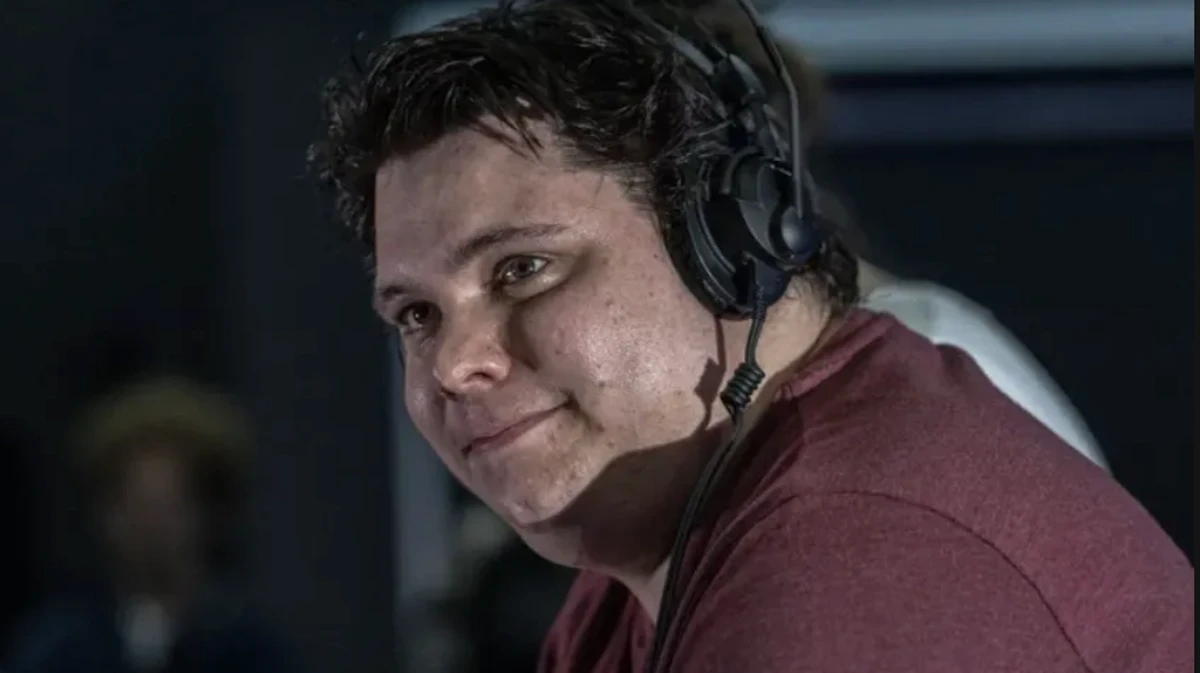 TeufeurS jouant au blackjack en direct sur Stake lors d&rsquo;un live casino, avec grosses mises affich&eacute;es et chat actif &agrave; droite de l&rsquo;&eacute;cran